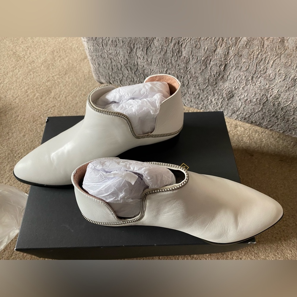 Halogen boots - Picture 4 of 4